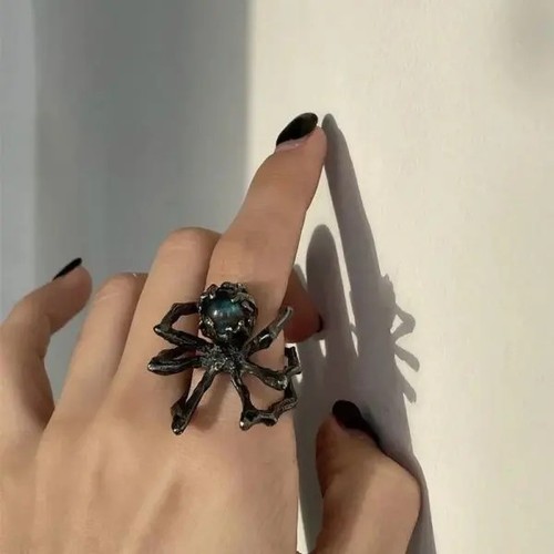 Gothic spider web lizard ring - spider,